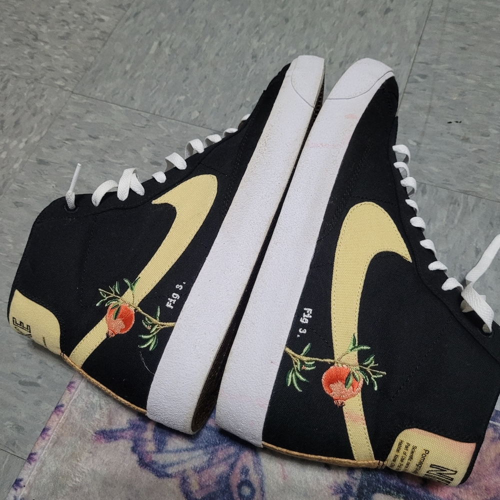 Mens Nike Pomegranate Mid Blazers